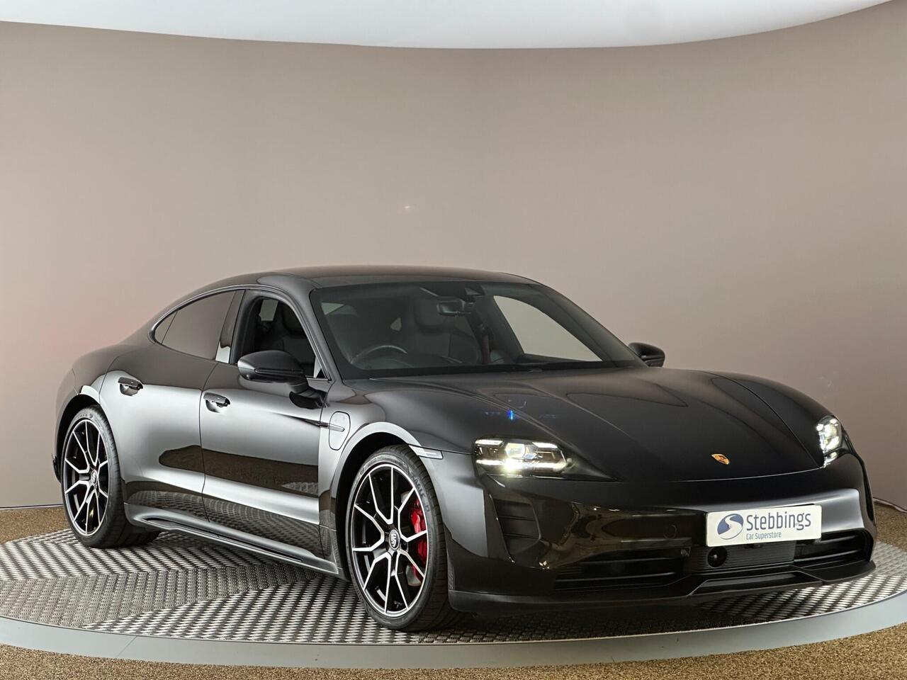 Porsche Taycan YX73ZWJ