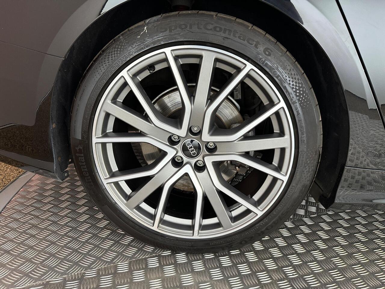 Audi A6 Avant KY22JDU