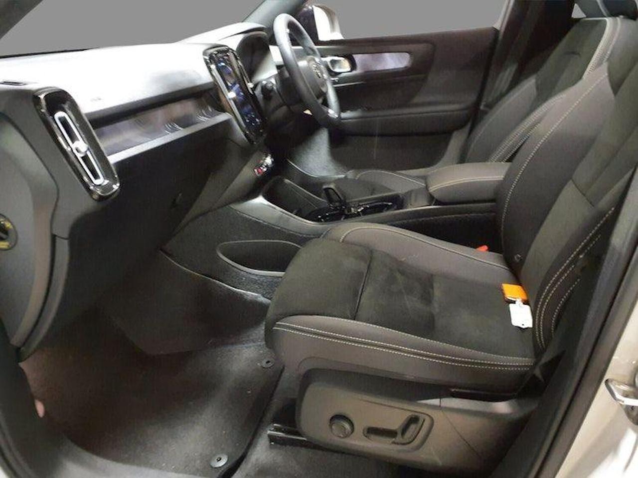 Volvo C40 YR22GBO