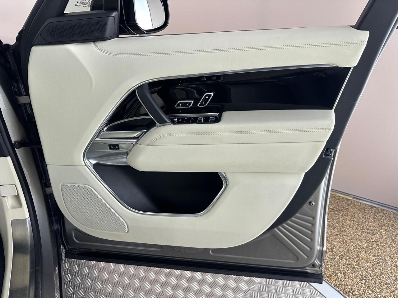 Land Rover Range Rover AP22EGE