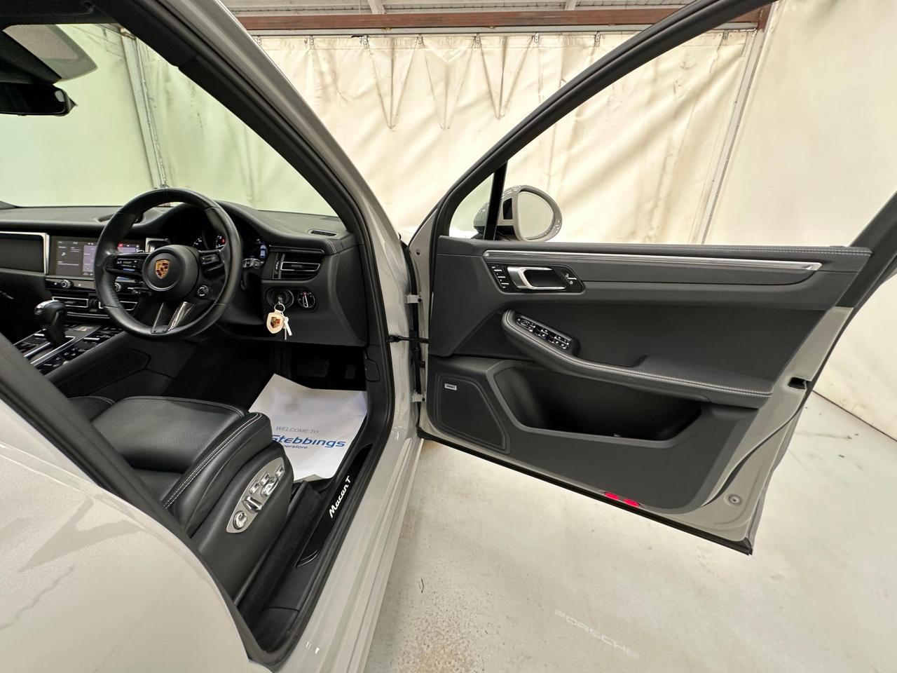 Porsche Macan SM22PHN