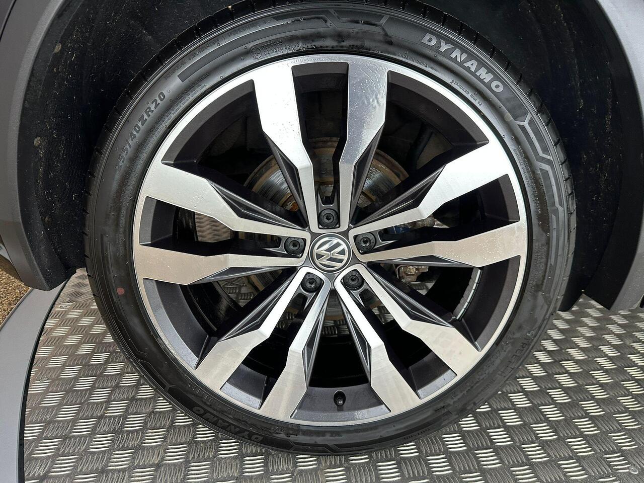 Volkswagen Tiguan HK68BFF