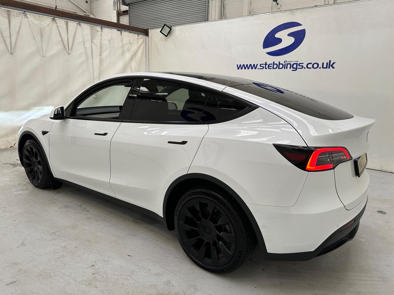 Tesla Model Y MW22ZYE