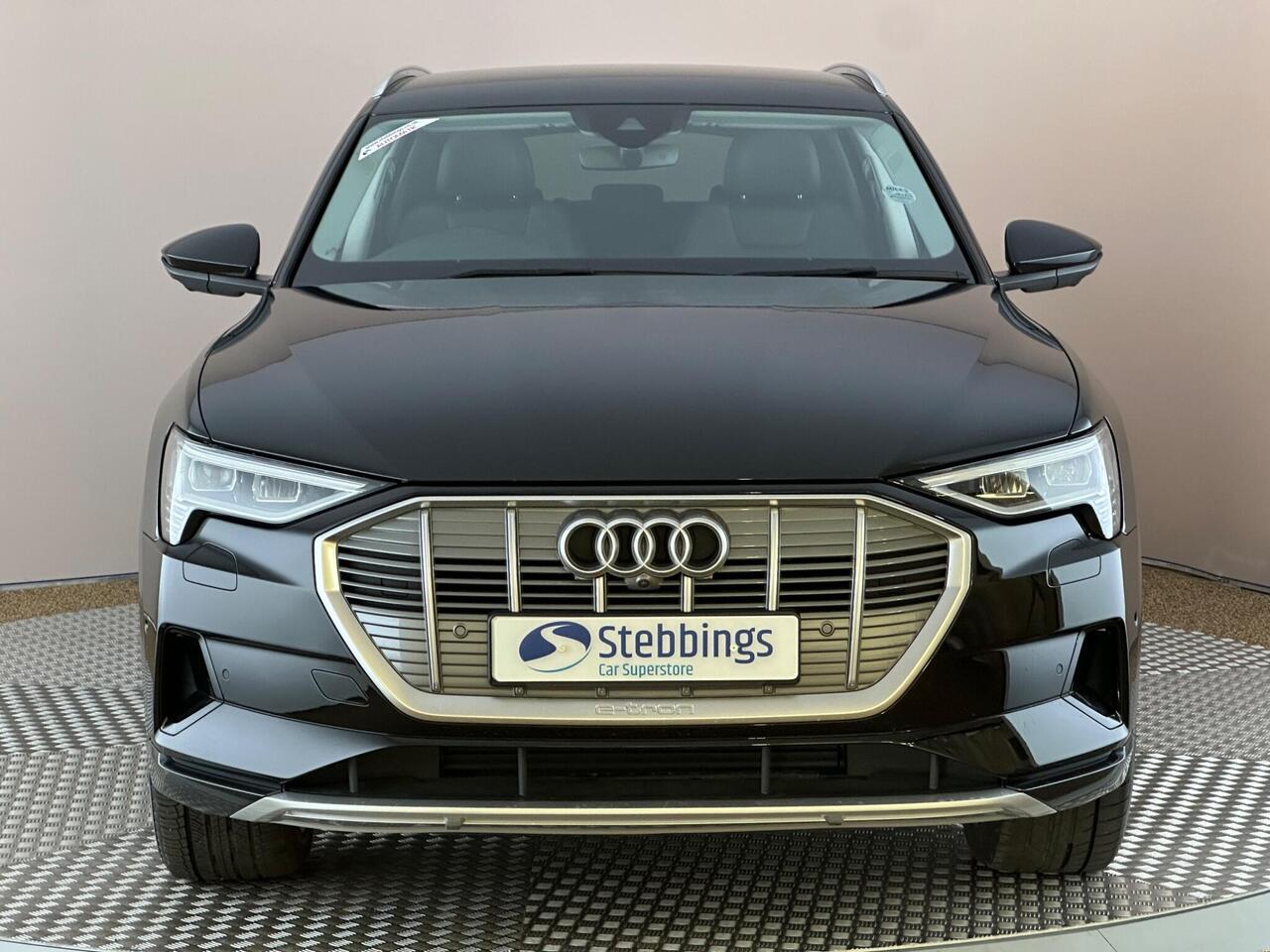 Audi e-tron RY21HHX