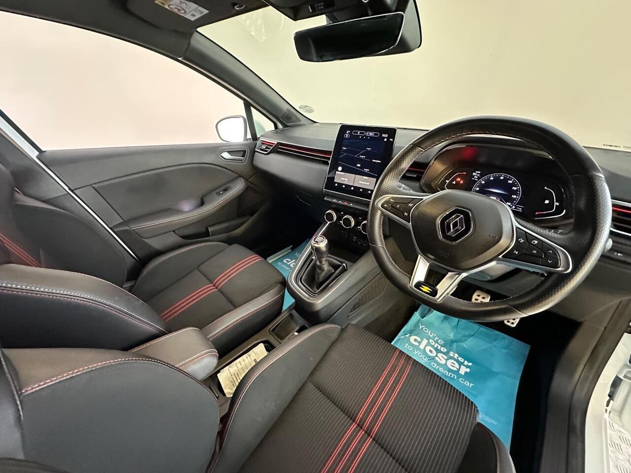 Renault Clio DN22BYC