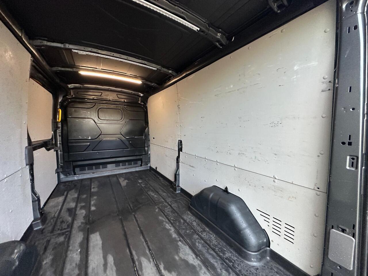 Ford Transit WP73UTZ