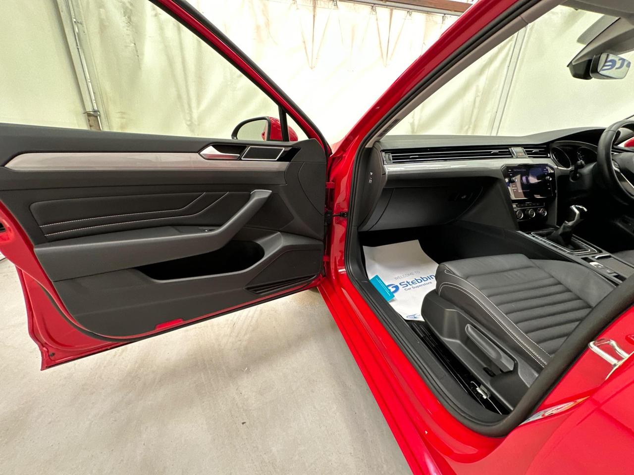 Volkswagen Passat PK69YKH