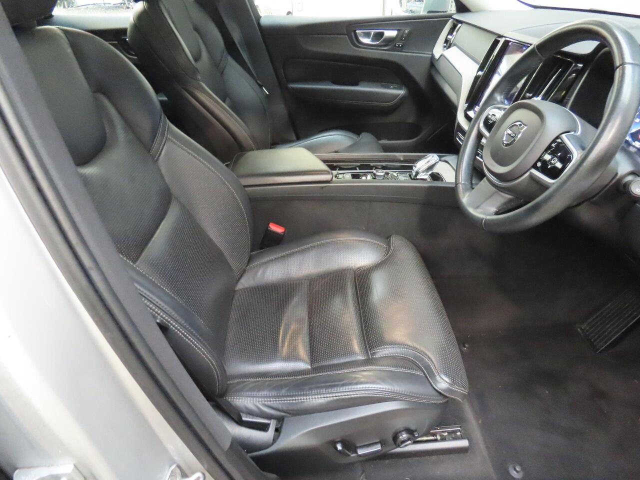 Volvo XC60 PF21BWG