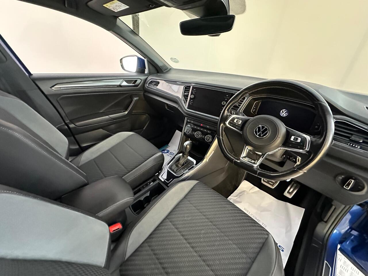 Volkswagen T-Roc VE71FXT