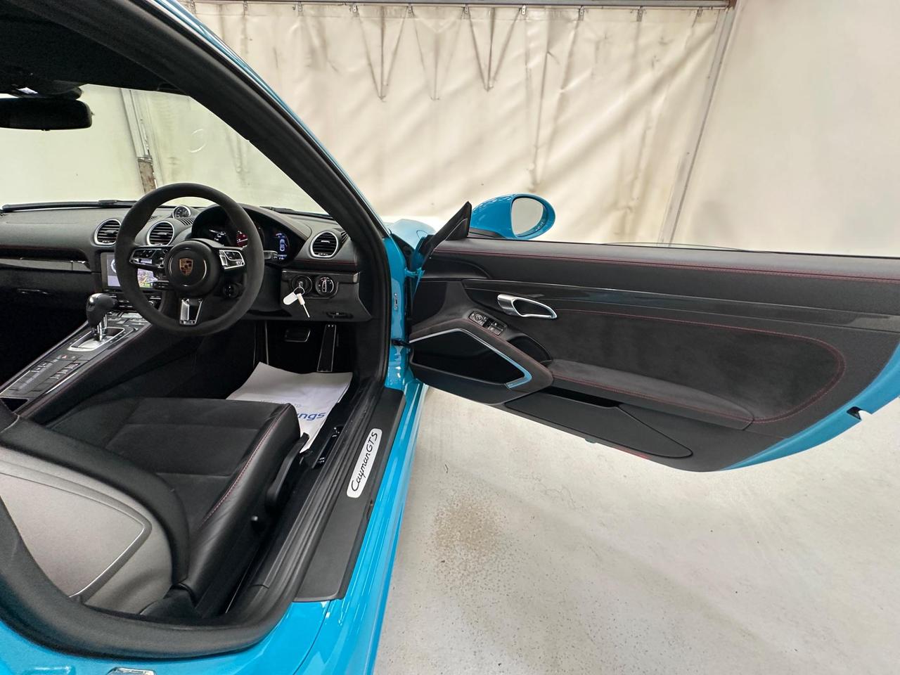 Porsche 718 Cayman AF19HFM