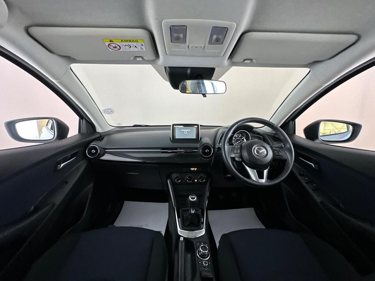 Mazda Mazda2 AV17RWZ