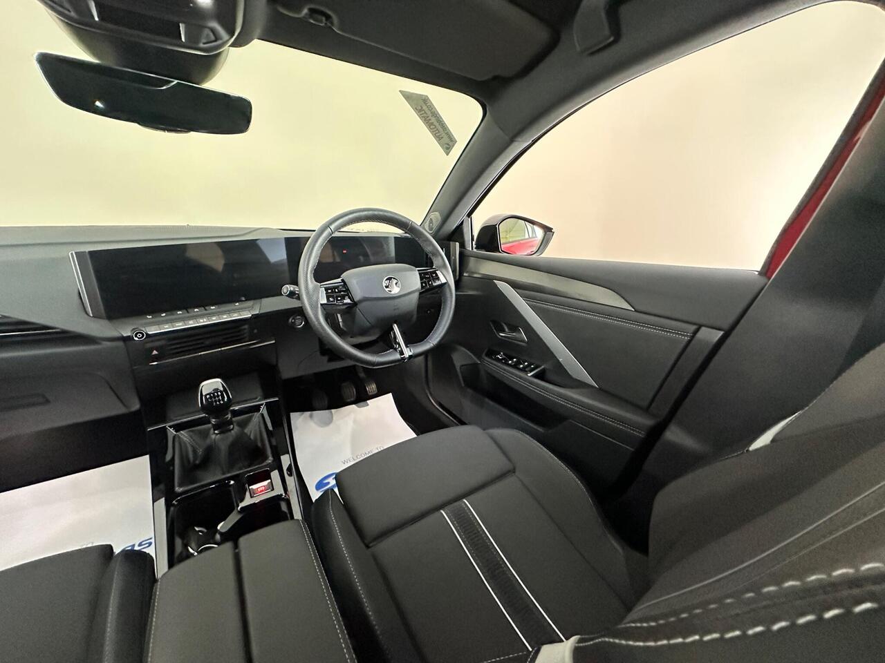 Vauxhall Astra SH24KNK