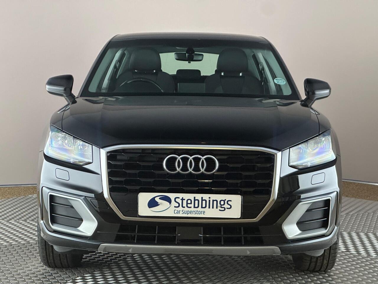 Audi Q2 YK70ZKS