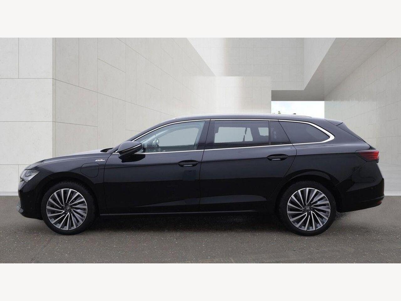 Skoda Superb AK25KHY