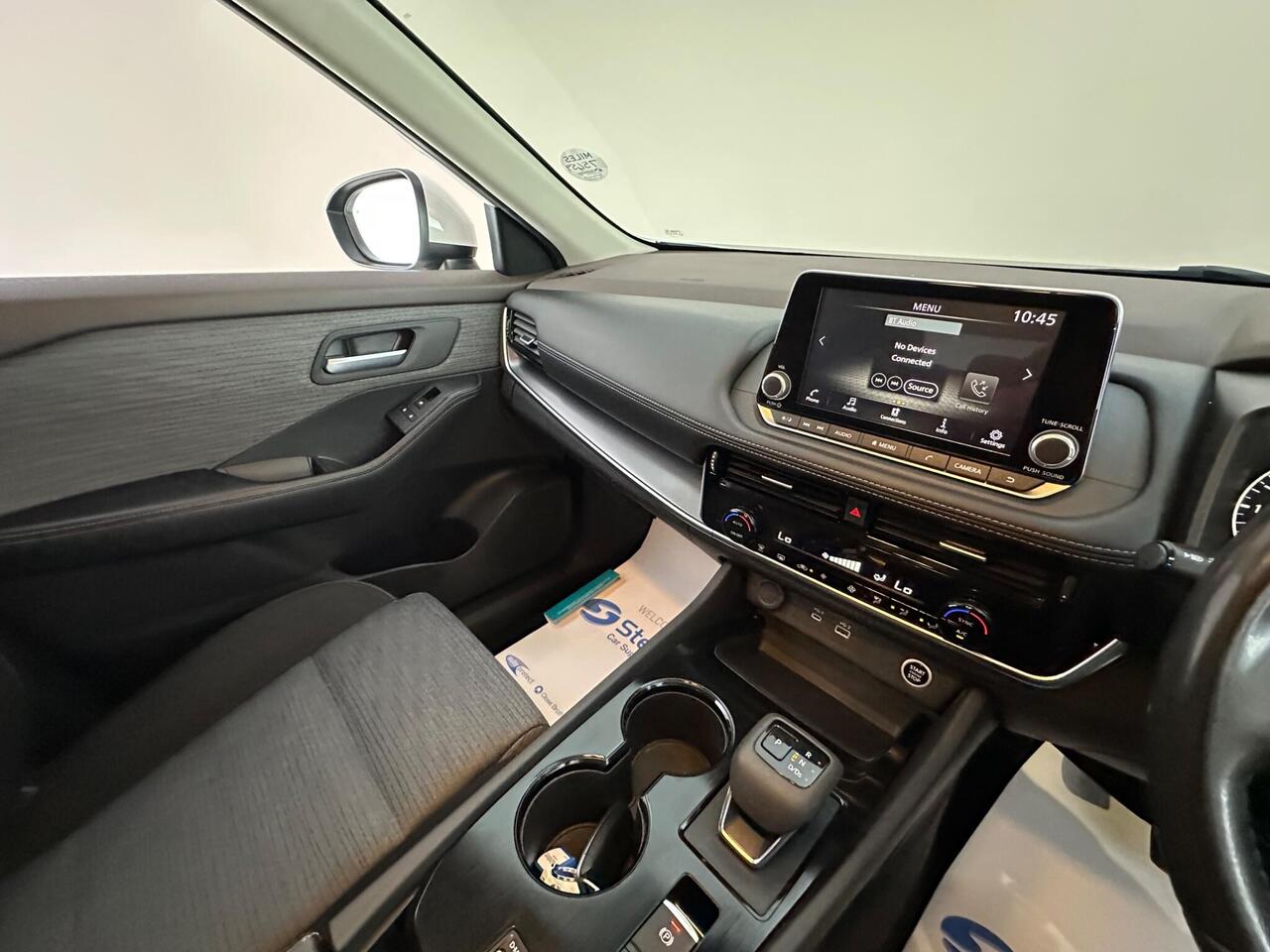 Nissan X-Trail DY73JNJ