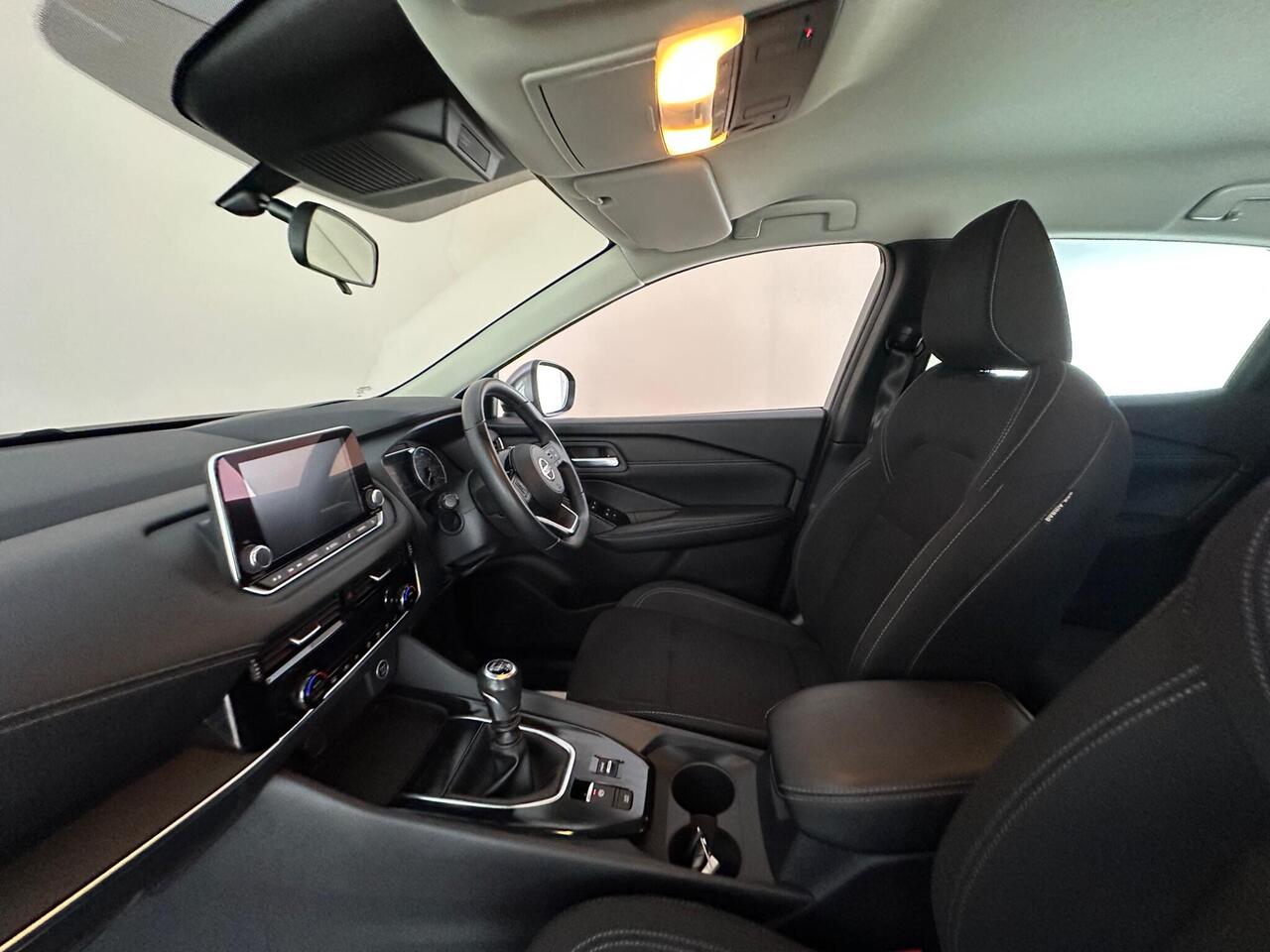 Nissan Qashqai DV71UZC