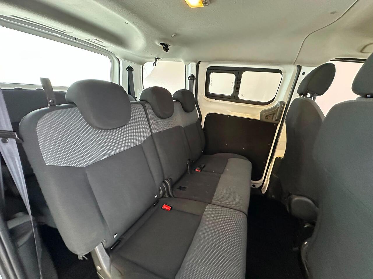 Nissan e-NV200 DL69EAY