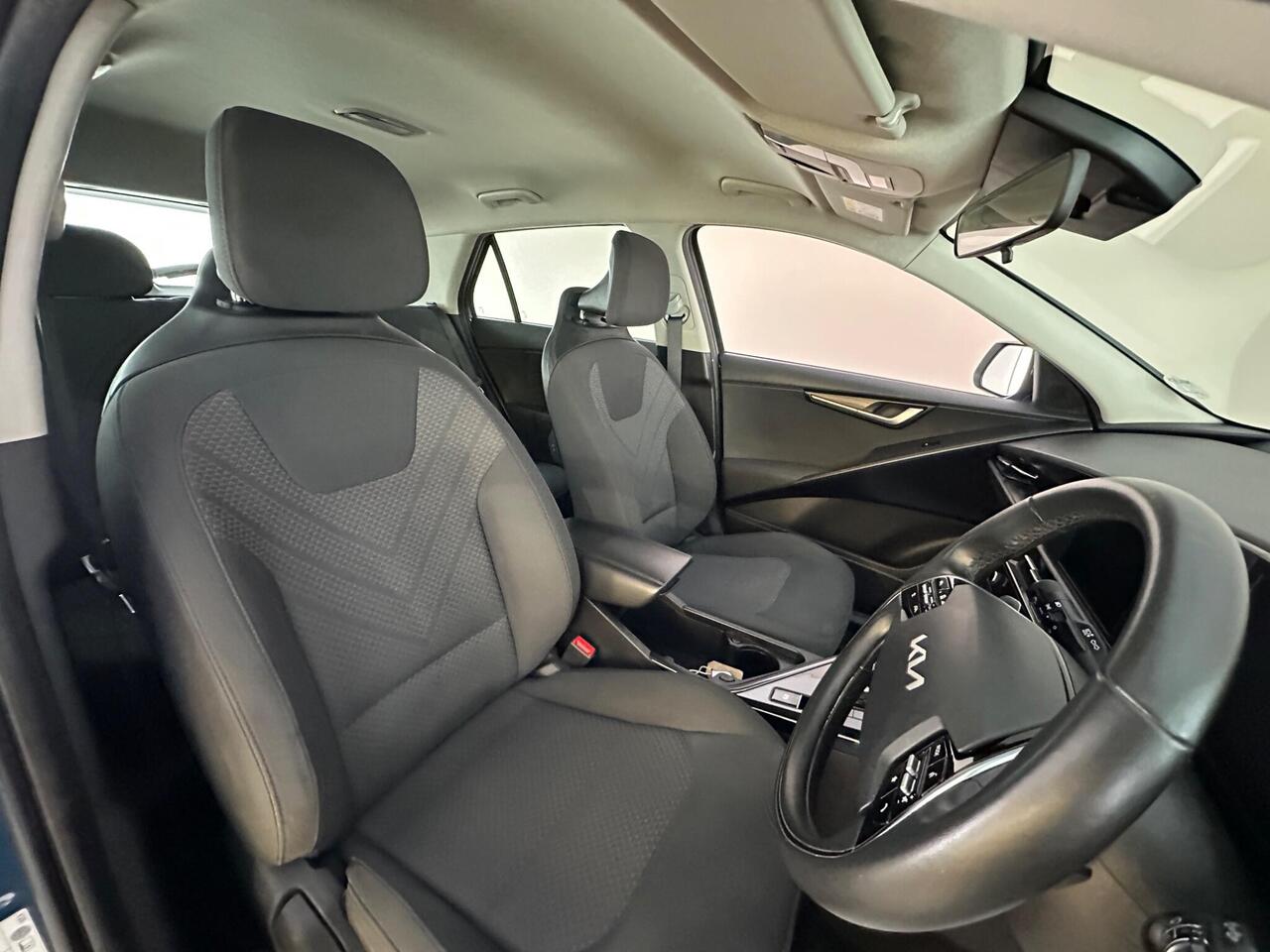 Kia Niro LS73XAX