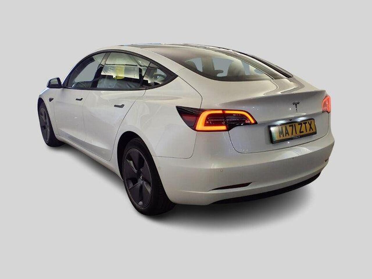 Tesla Model 3 MA71ZTX