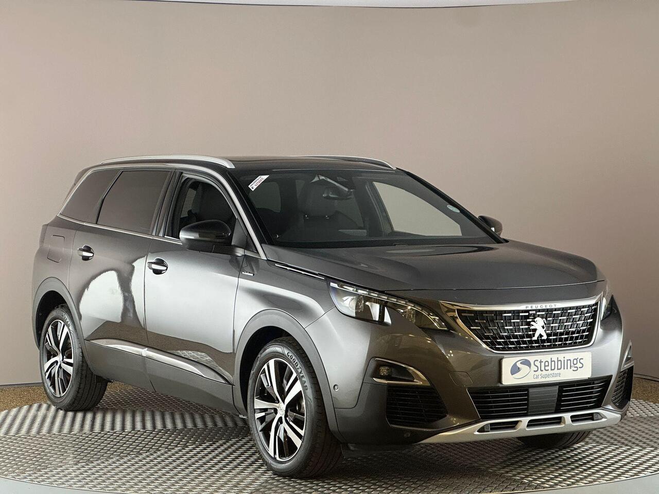 Peugeot 5008 YC69YJN