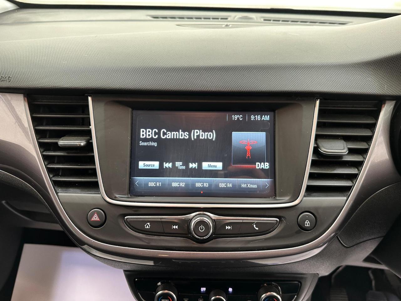 Vauxhall Crossland X YU19FDN