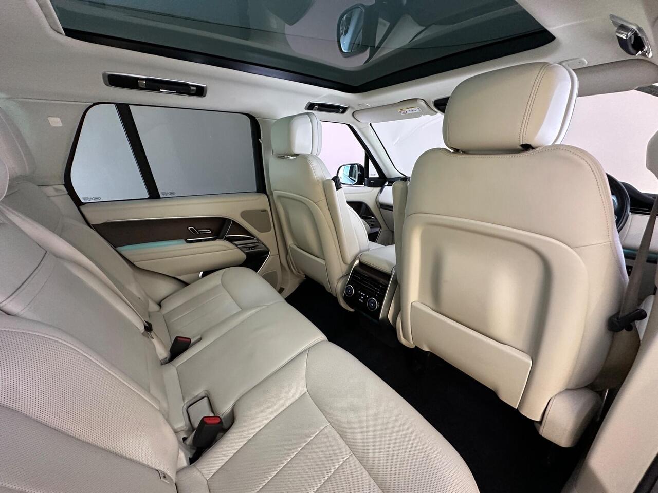 Land Rover Range Rover YO72UVR