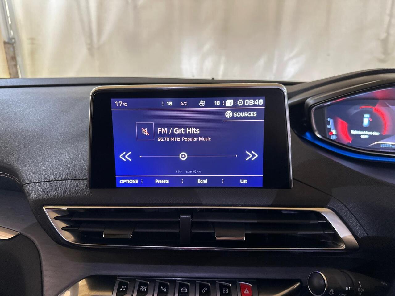 Peugeot 3008 KN70GDZ