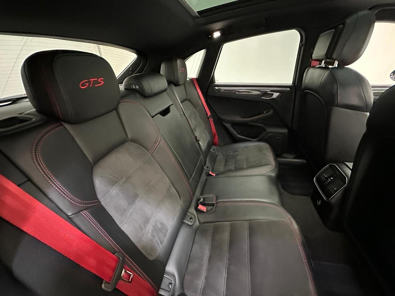 Porsche Macan WM66DZS