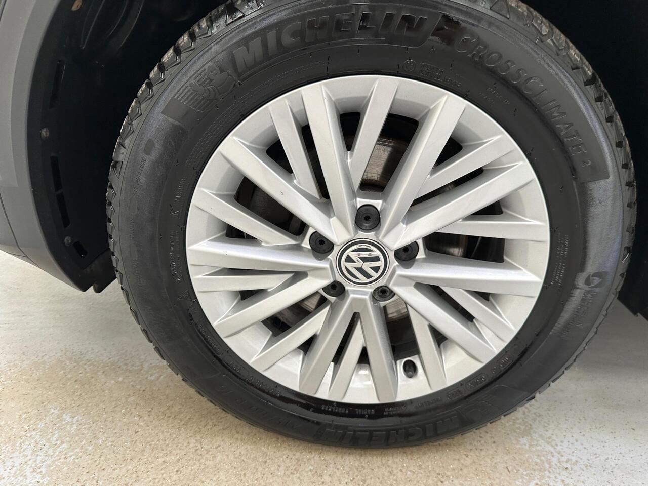 Volkswagen T-Roc DG69WKN