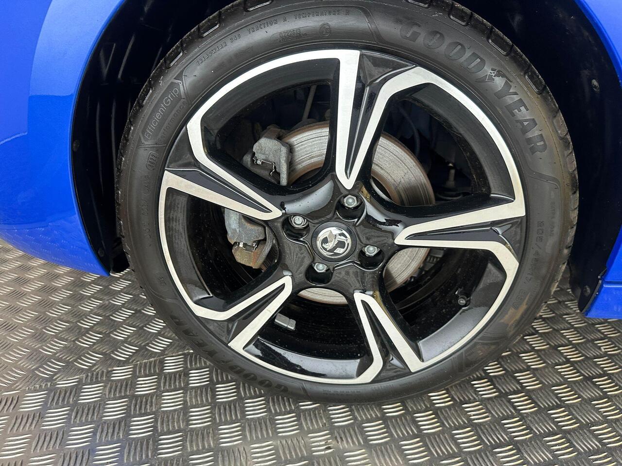 Vauxhall Corsa DN71WHT