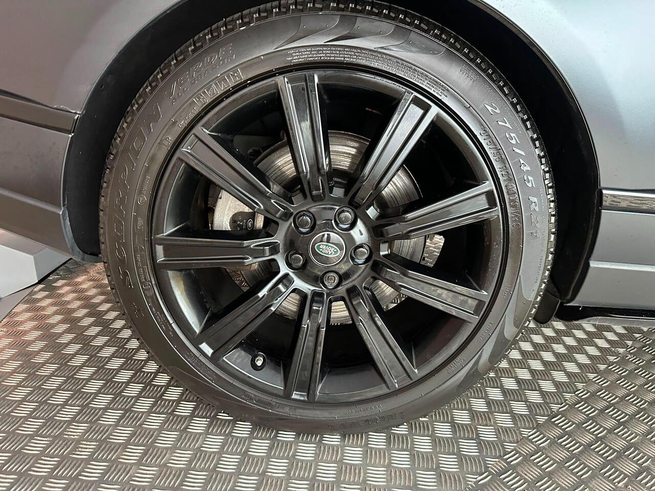 Land Rover Range Rover KV68HUY