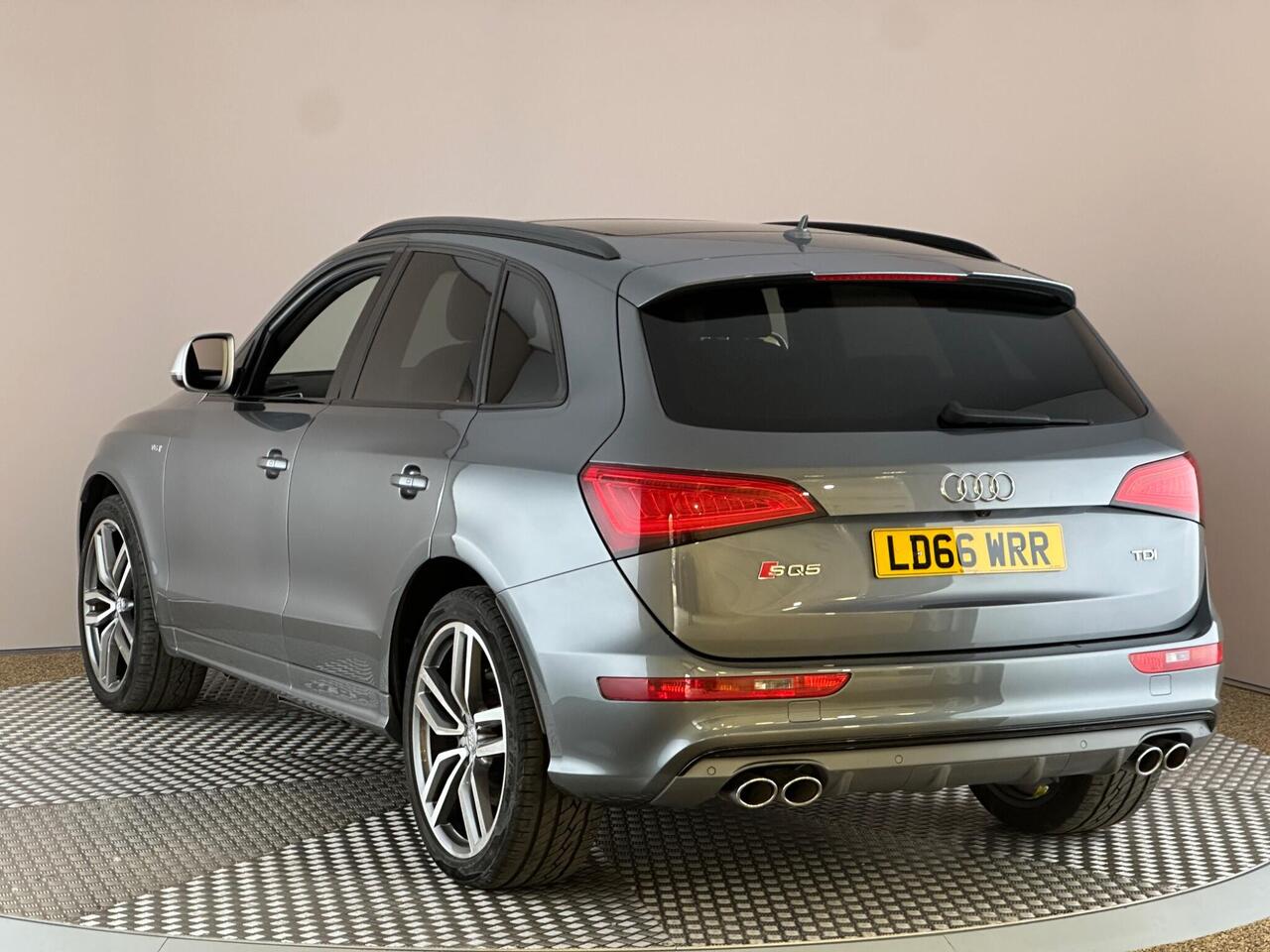 Audi SQ5 LD66WRR