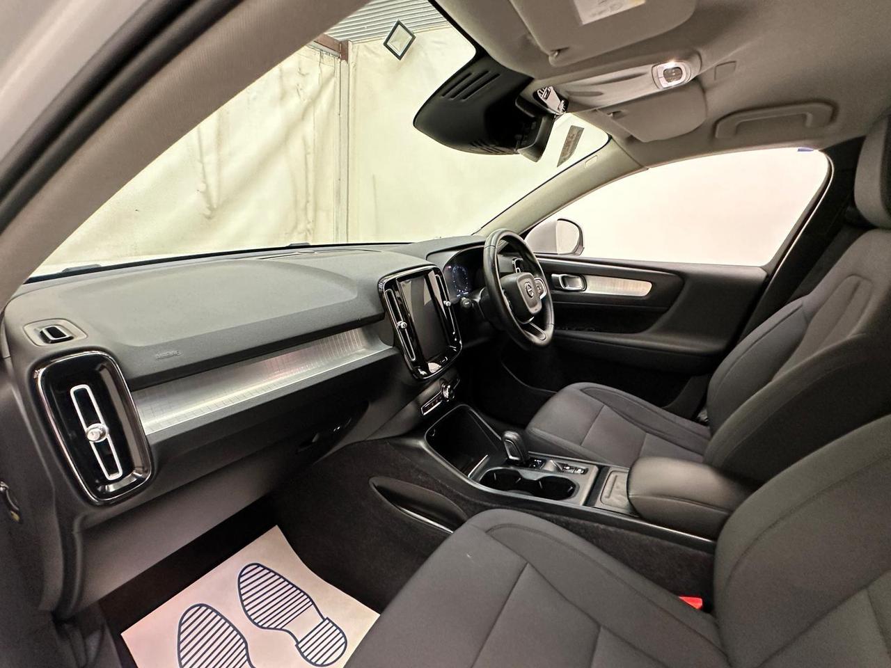 Volvo XC40 YM70FWV