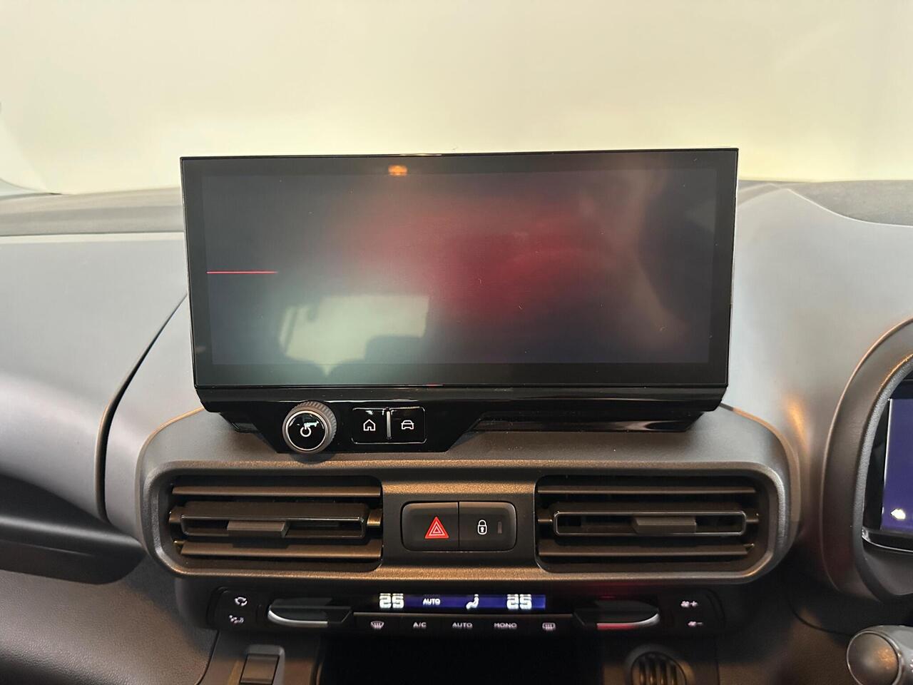 Vauxhall Combo Life Electric CF74XDA