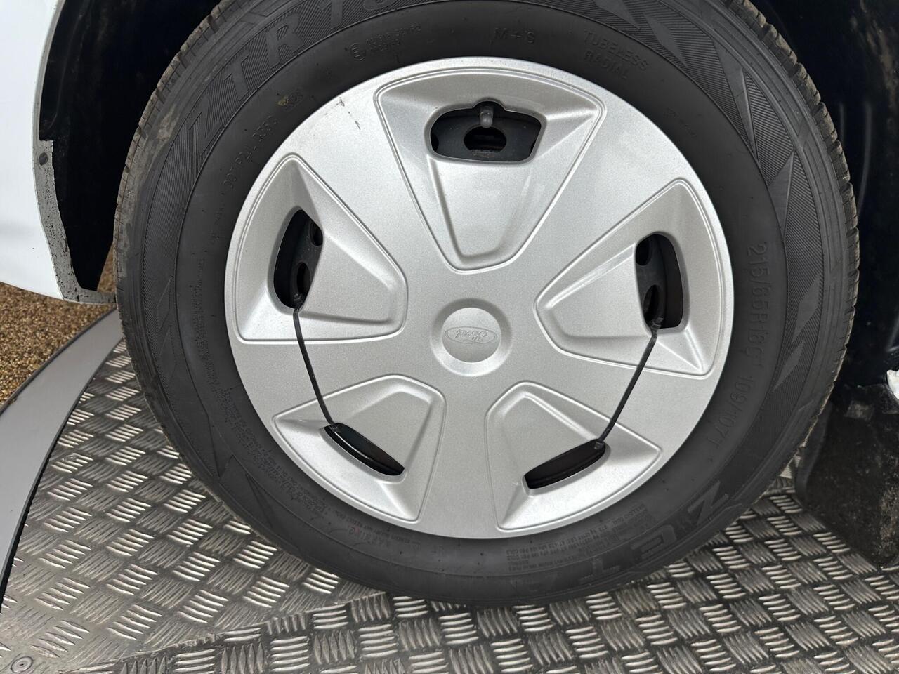 Ford Tourneo Custom FL72KVT