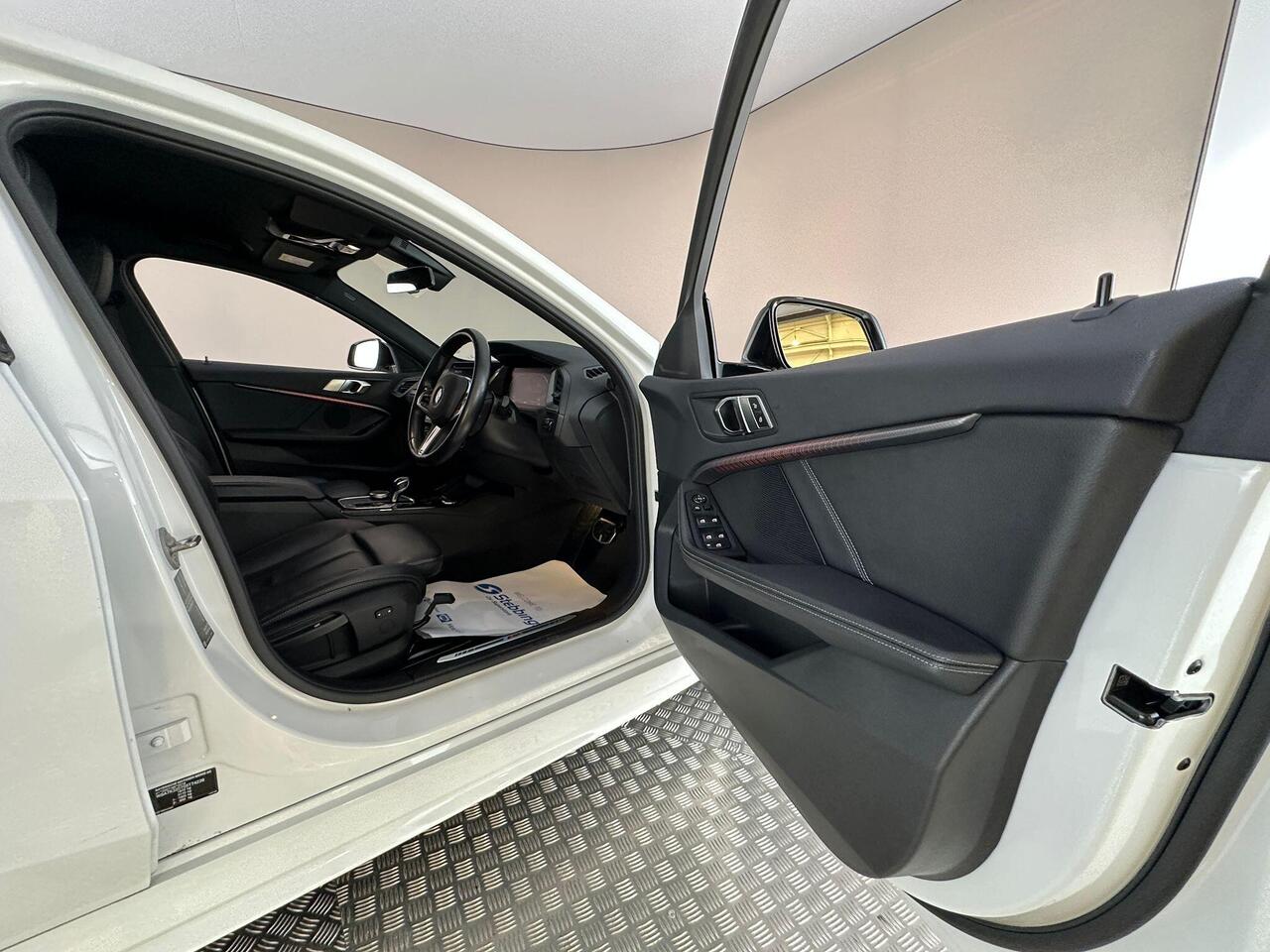 BMW 1 Series YF21SYG