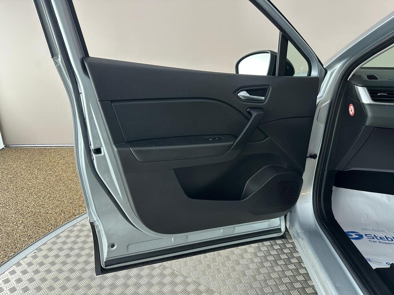 Renault Captur YE71OBN