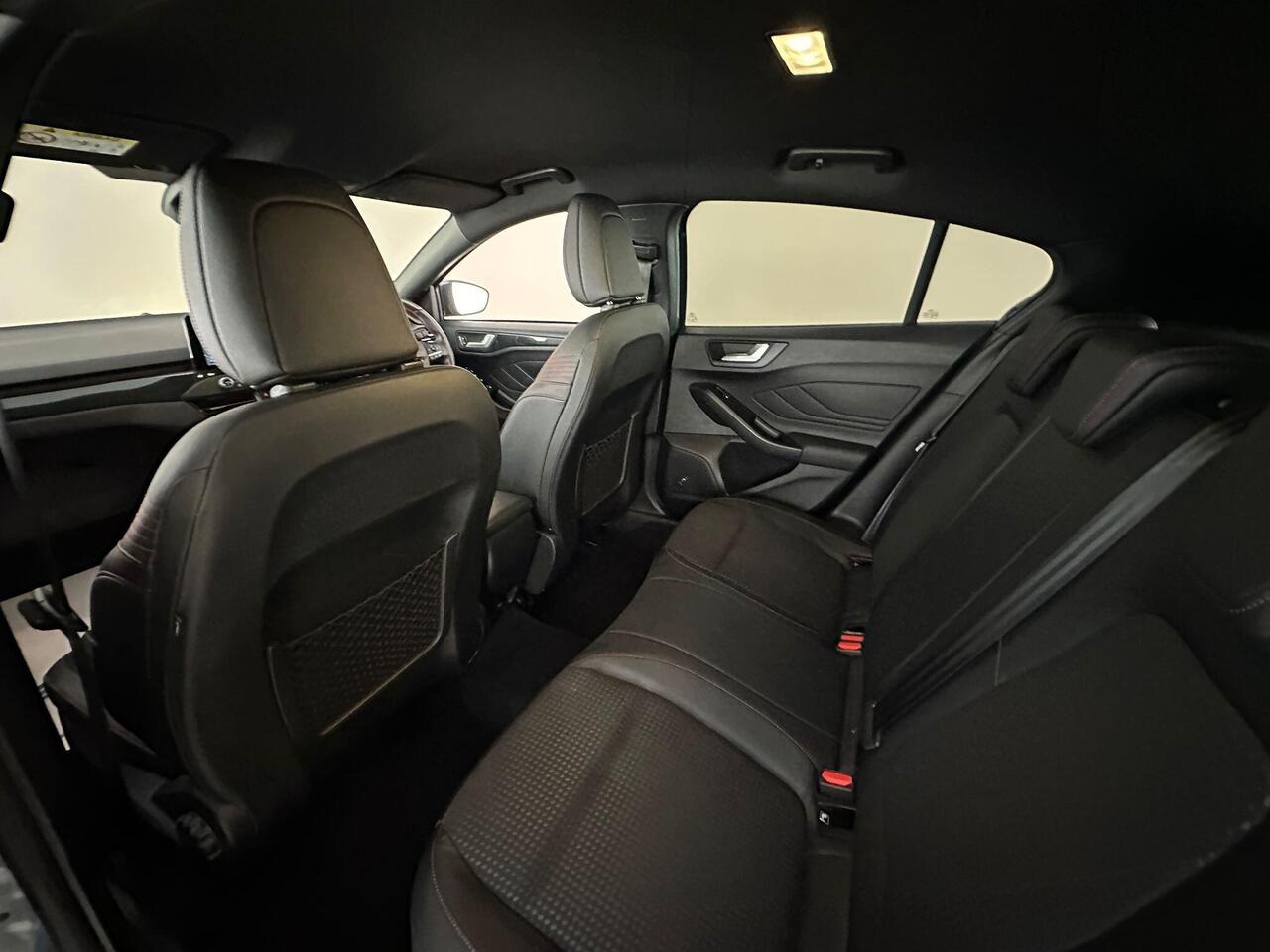 Ford Focus FV70XUA