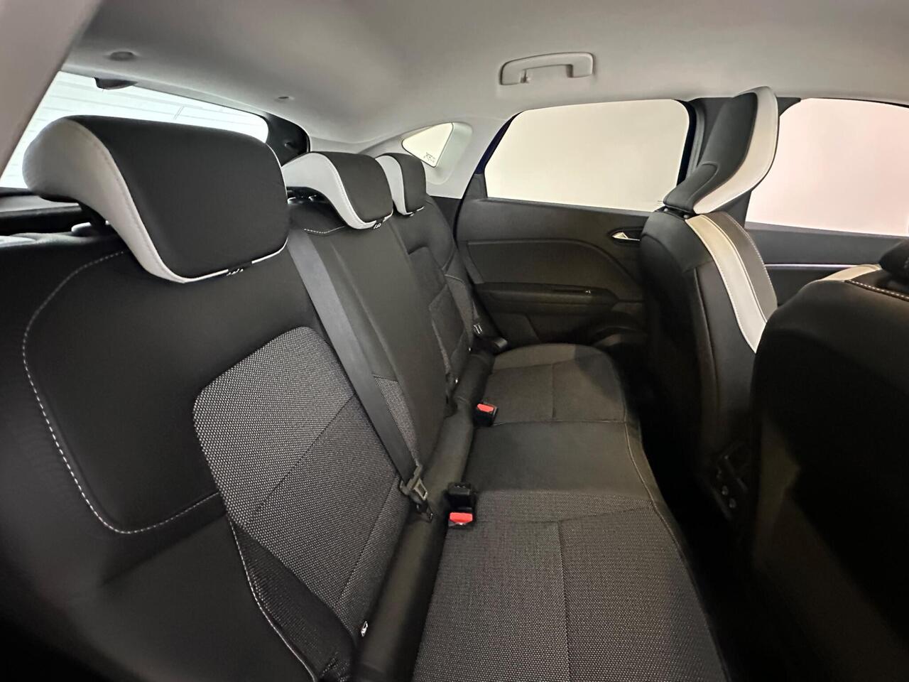 Renault Captur AO70OAH