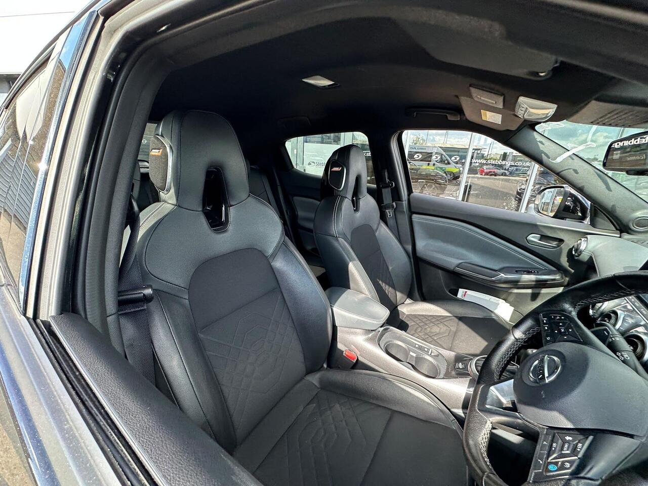 Nissan Juke DU71YYW