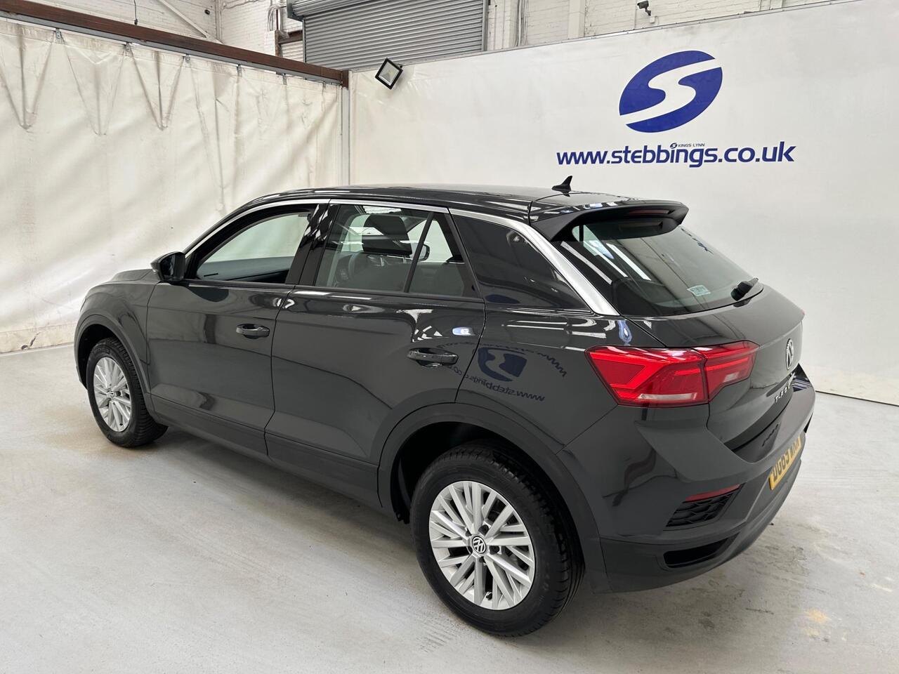 Volkswagen T-Roc DG69WKN