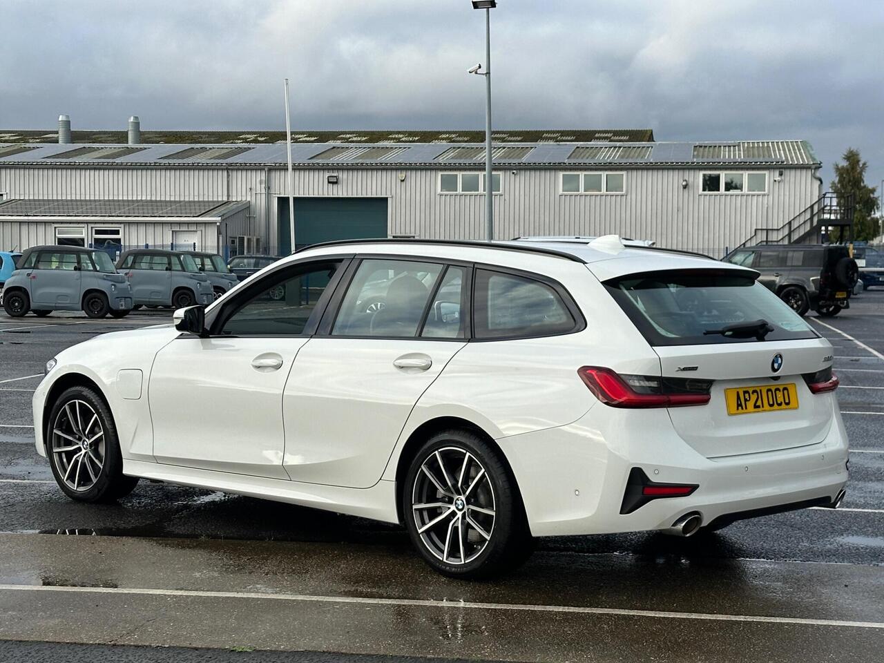 BMW 3 Series AP21OCO