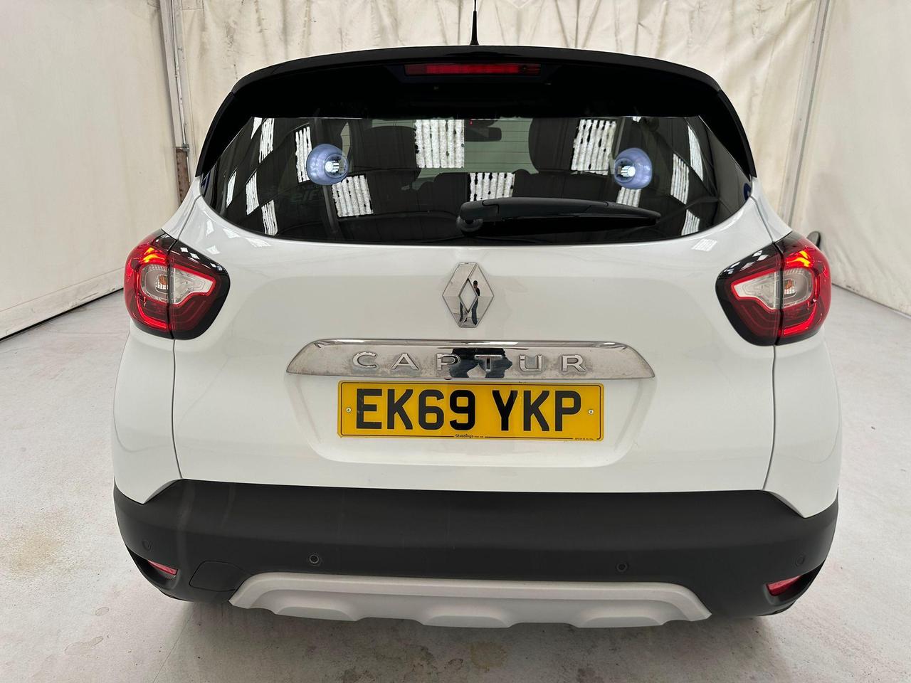 Renault Captur EK69YKP