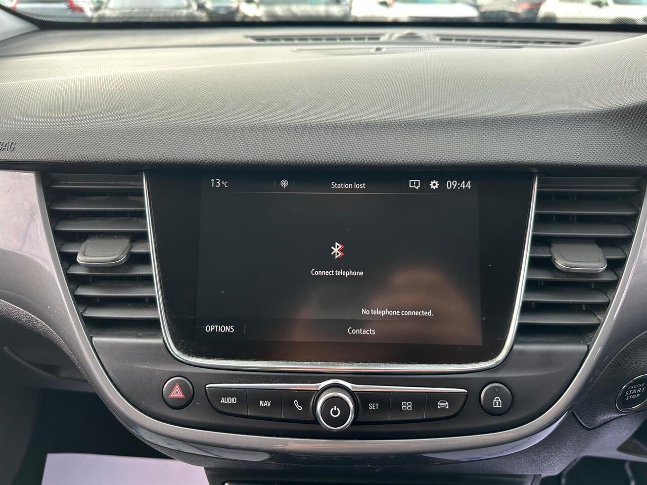 Vauxhall Crossland SH22LWL