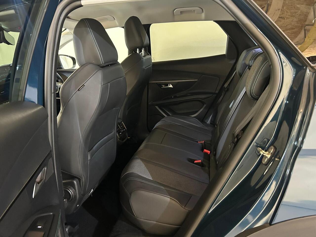 Peugeot 3008 VU71KBV