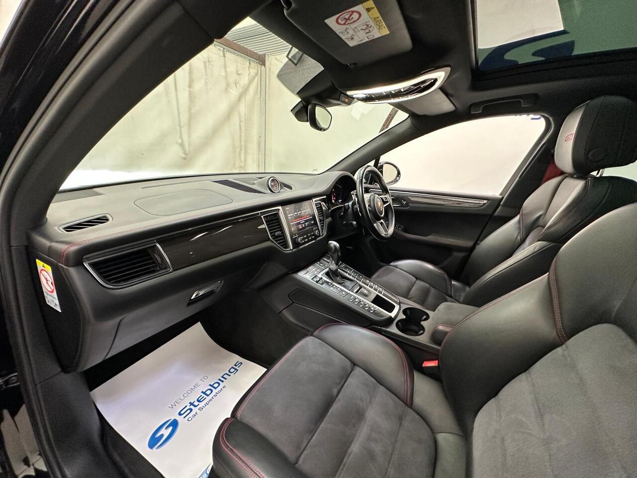 Porsche Macan WM66DZS