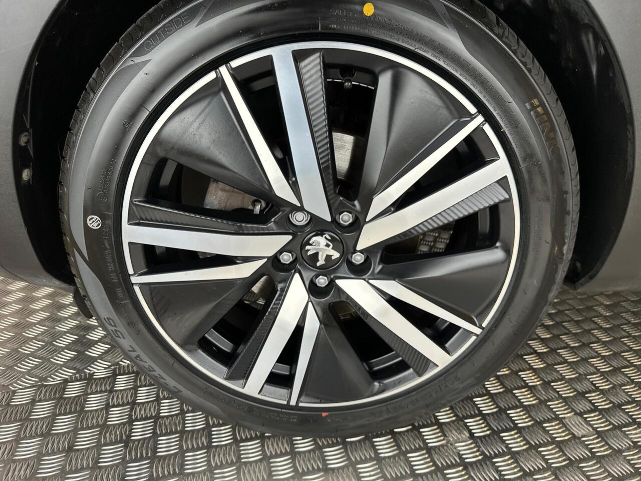 Peugeot 3008 KX21GBT