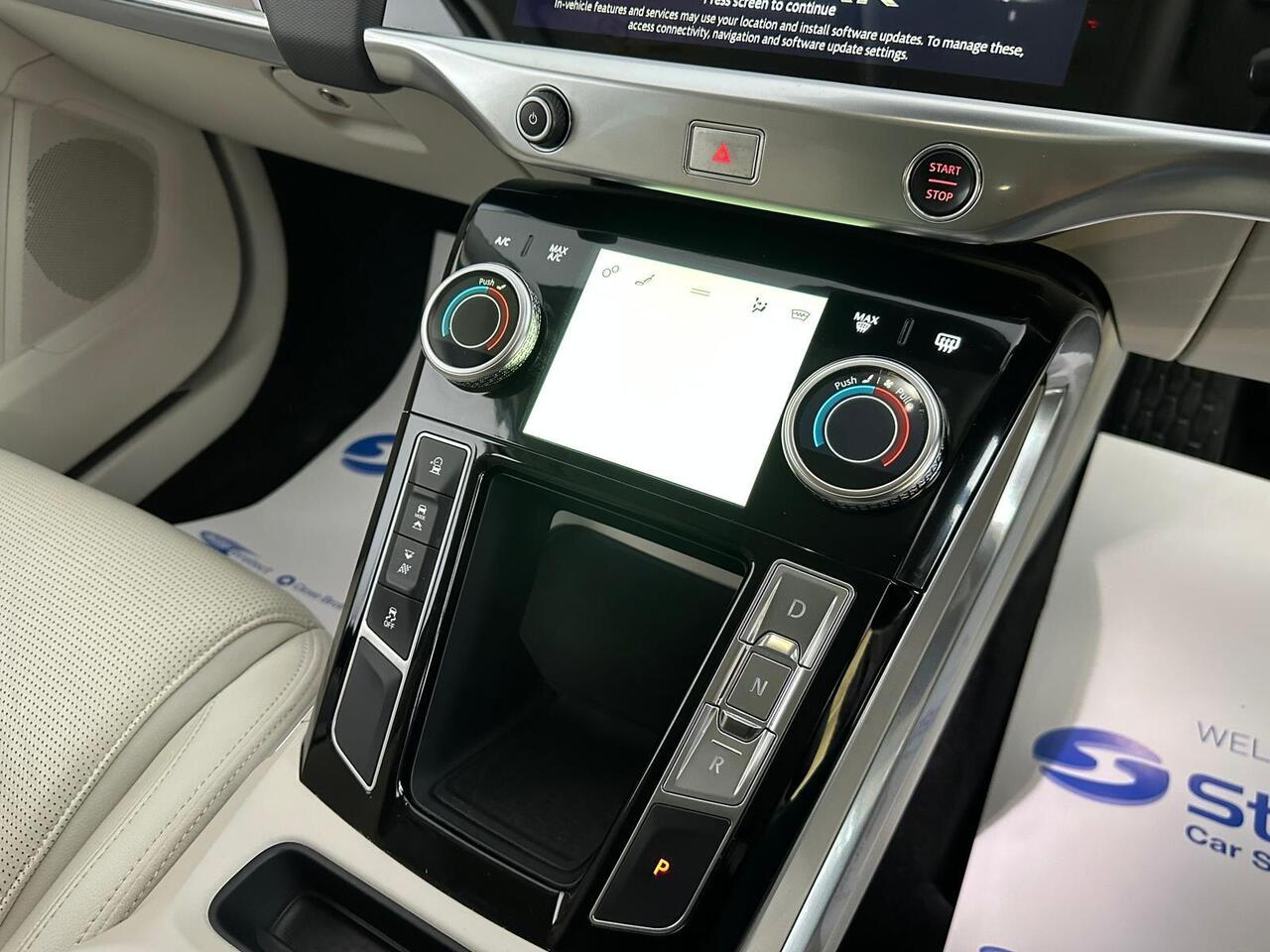 Jaguar I-PACE WO19VGJ