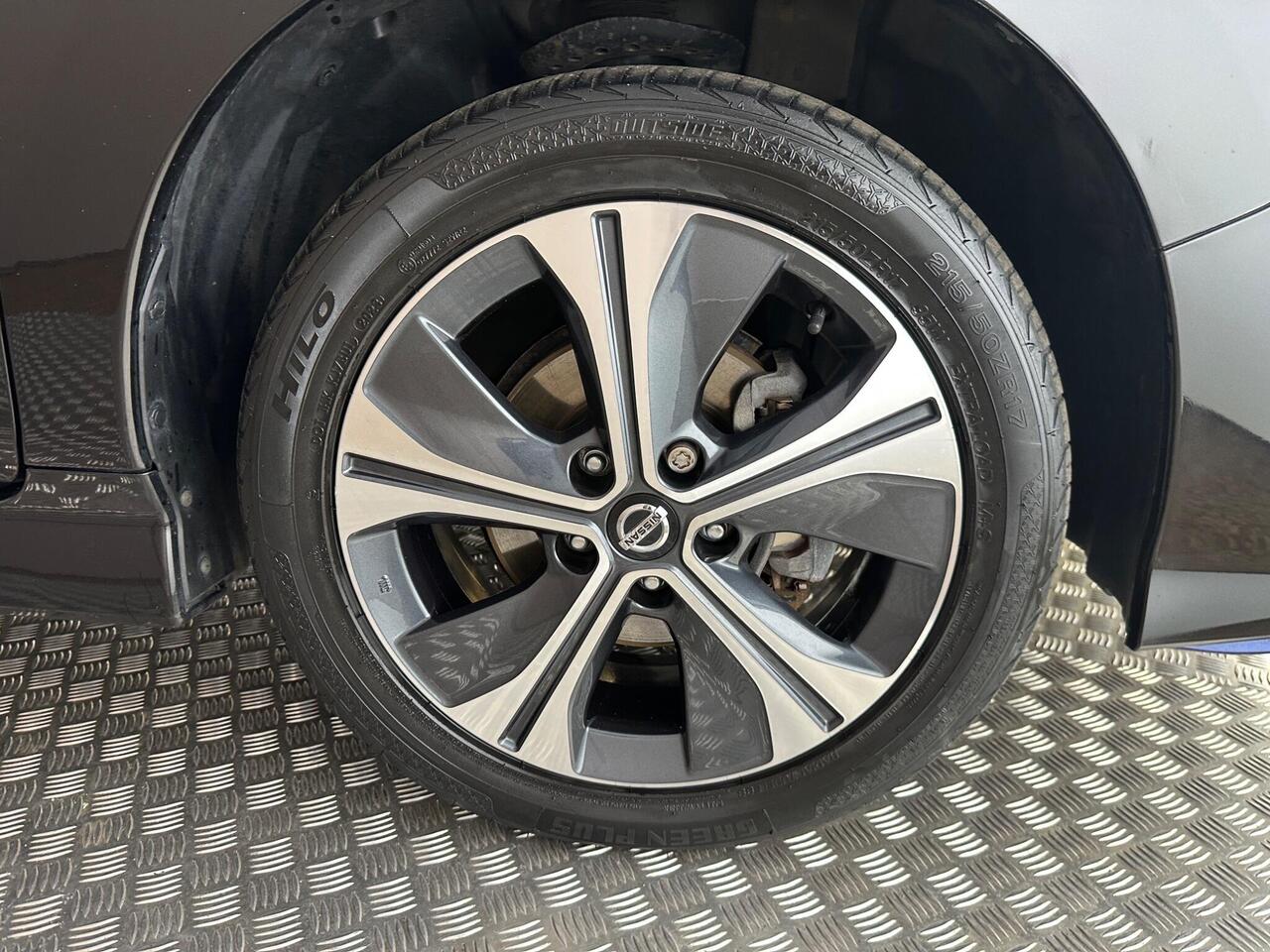 Nissan Leaf VN70YLU