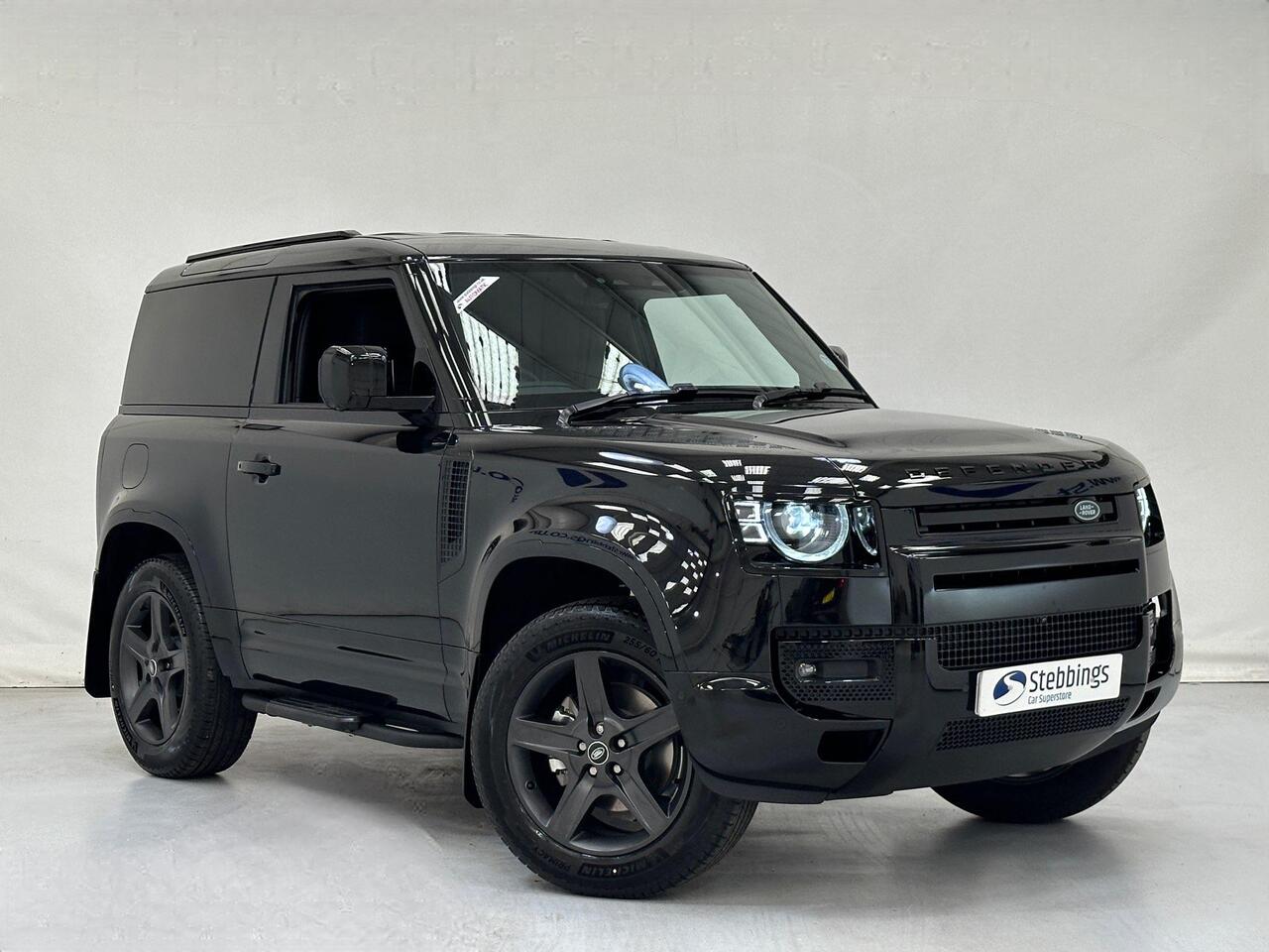 Land Rover Defender 90 HK25JCO